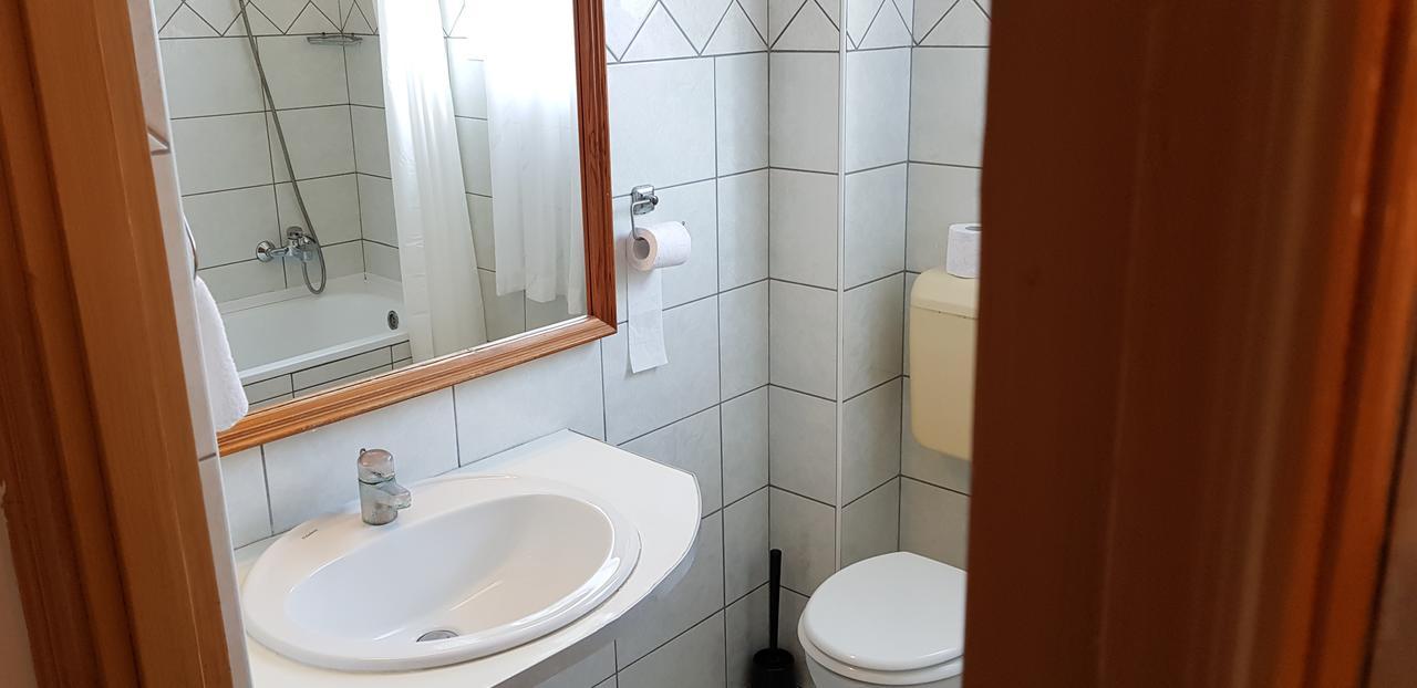 Hotel Paar Szieszta Дьор Екстериор снимка